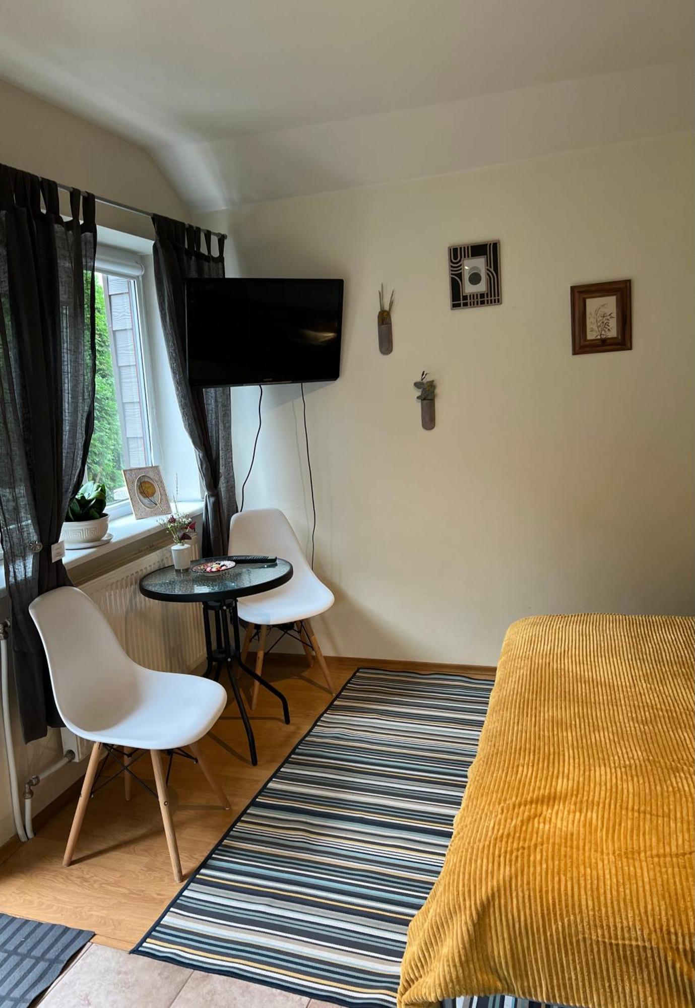 Center Studio Hause Kaunas Bagian luar foto